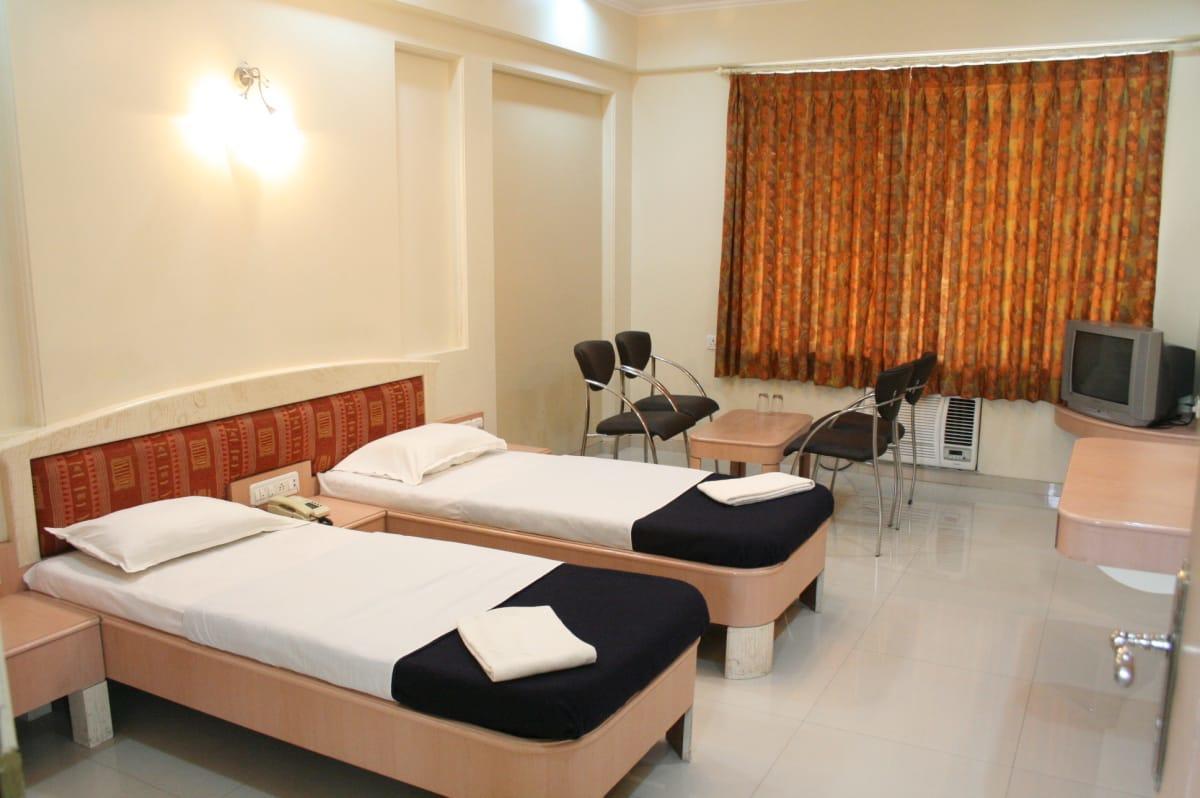 Hotel Sai International Peth  Εξωτερικό φωτογραφία